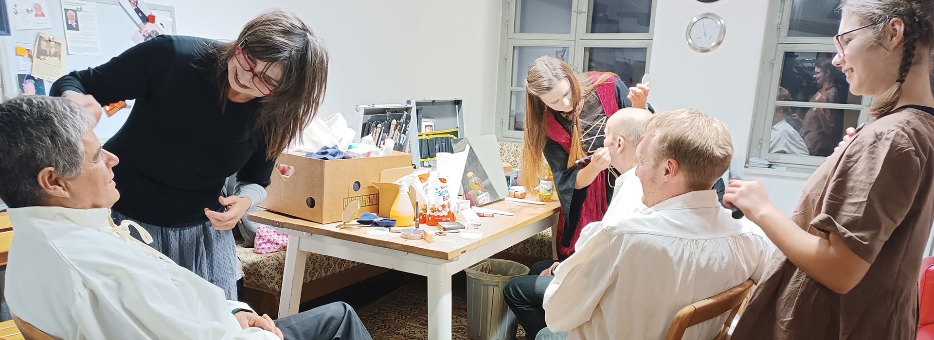 Bühnentaucher schminken